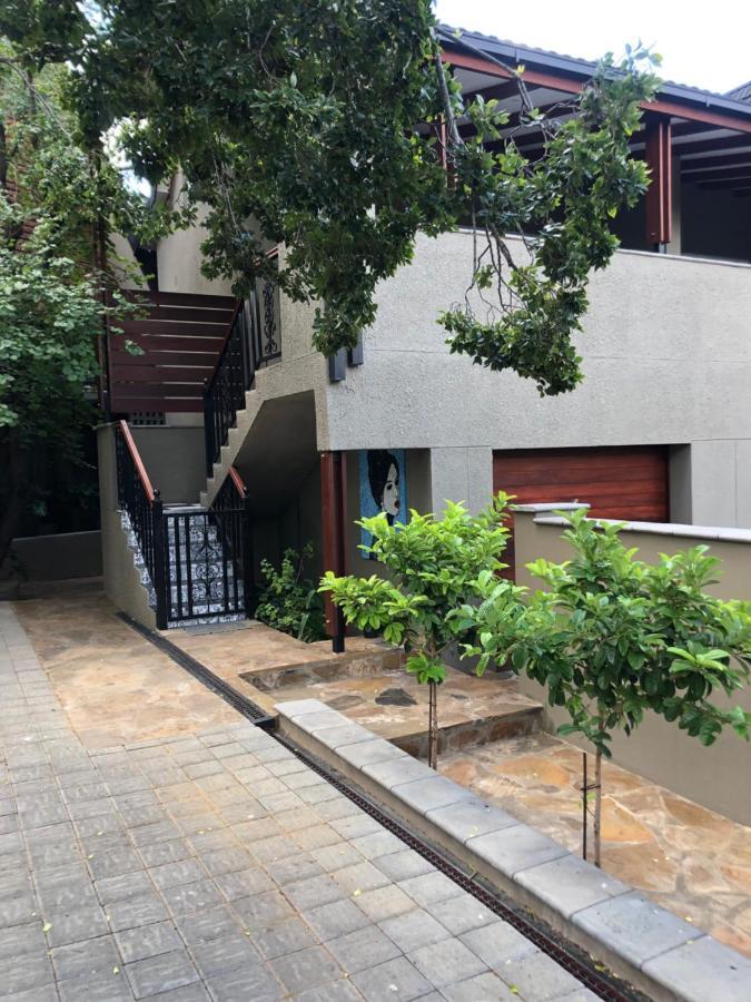Bella Blue Guesthouse Bloemfontein Exterior photo